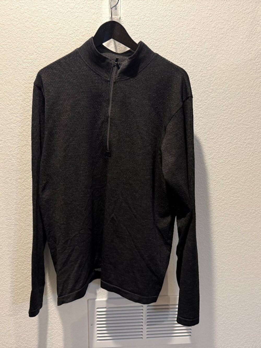 Lululemon Men's Performance Qtr Zip - Large